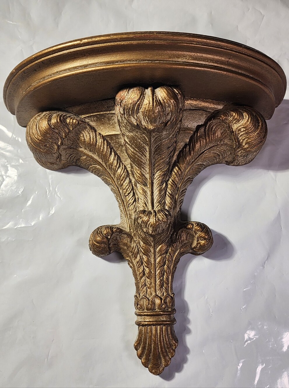 Vintage Syroco Carved Wood Corbel Wall Sconce Shelf